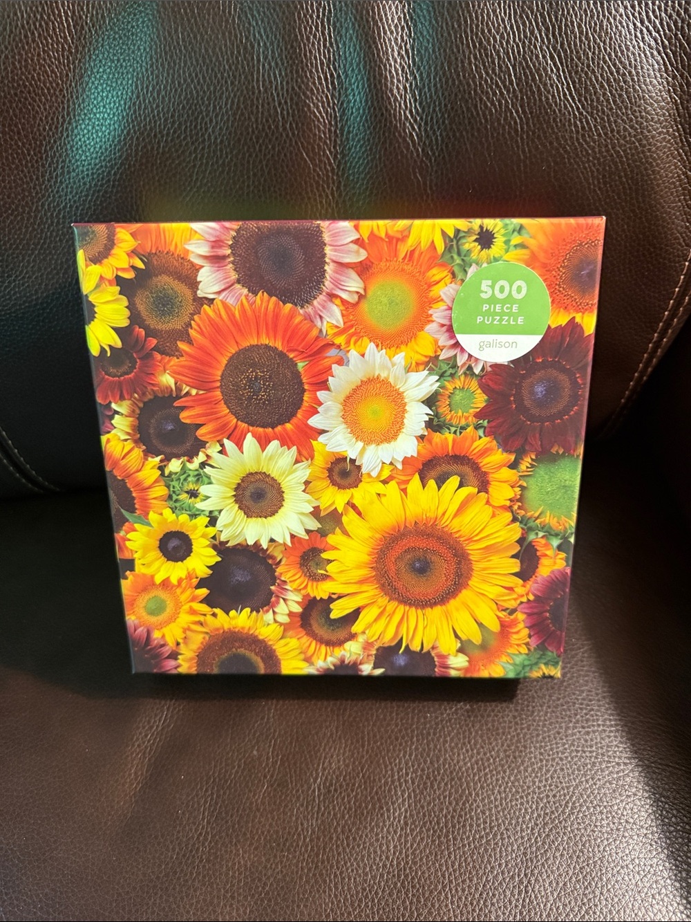 Galison Sunflower Blooms jigsaw Puzzle with poster. 500 pieces